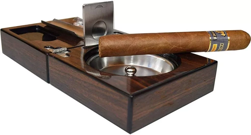 Ashtray_with_Cutter