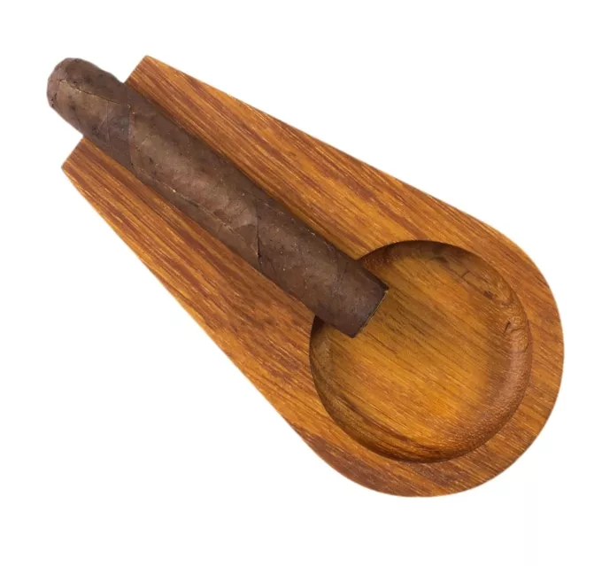 Cigar_Ashtray_