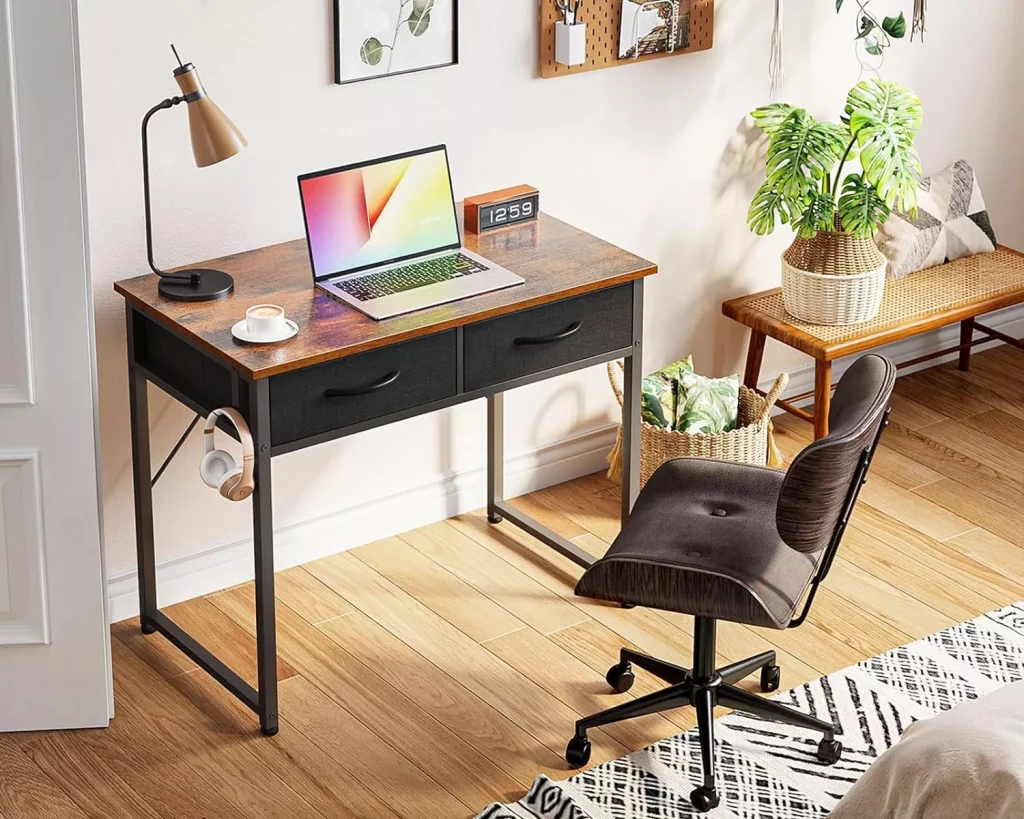 Modern_Work_Desk