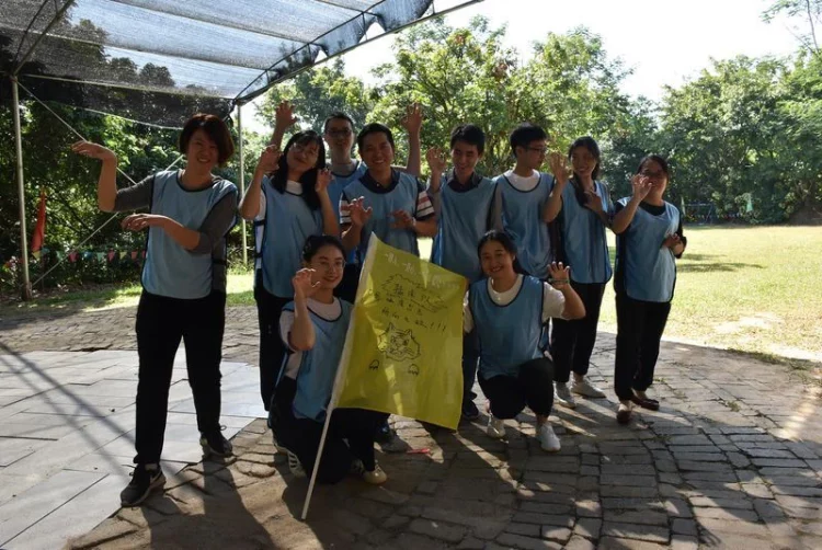 Team Building 4