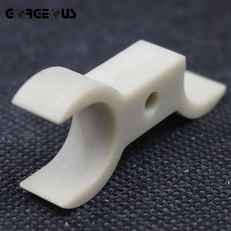 أجزاء سيراميك نتريد الألومنيوم ALN ذات الشكل المخصص للذراع الروبوتية