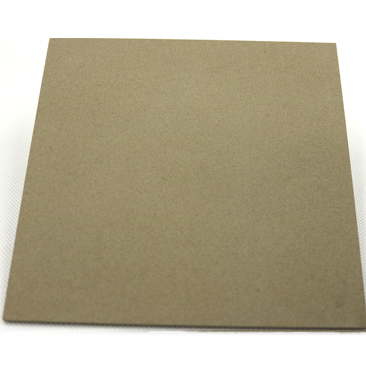 Disco in lamiera quadrata in ceramica porosa di allumina per la chiarificazione