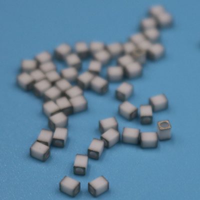 Керамическая кольцевая трубка с металлизированным оксидом алюминия