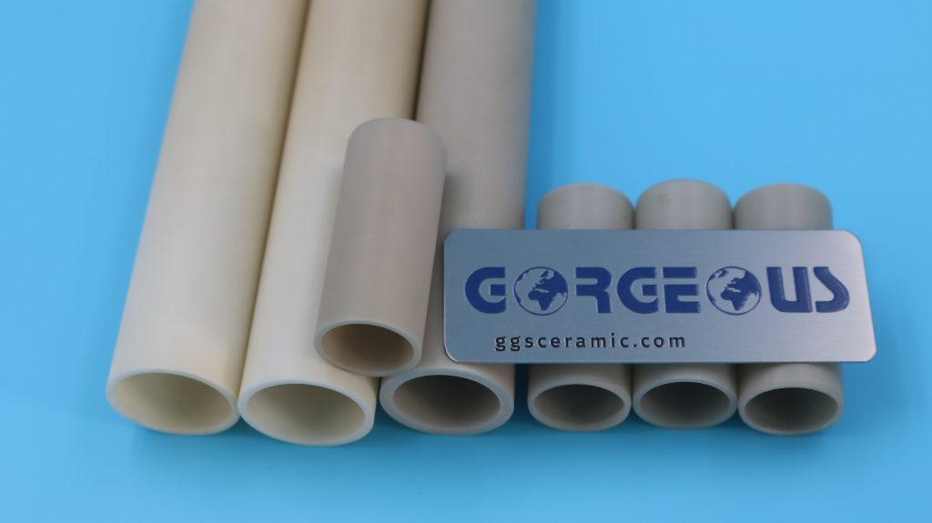 tubes en nitrure d'aluminium