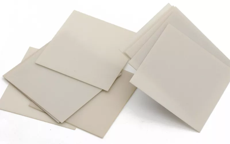 Thin aluminum nitride ceramic sheet