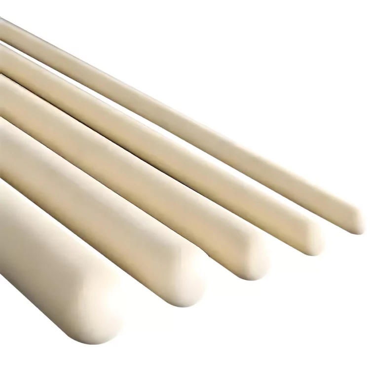 Alumina thermokoppel beschermingsbuizen met verschillende diameters naast elkaar geplaatst