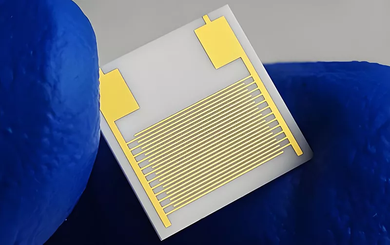 Alumina thin film circuit