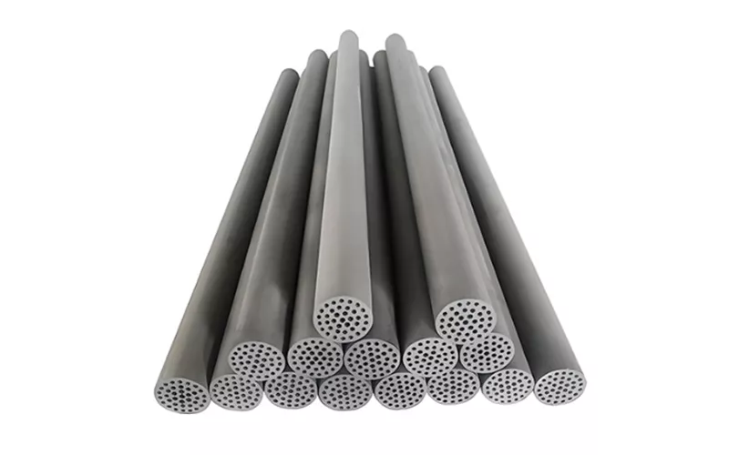 Silicon carbide porous filter