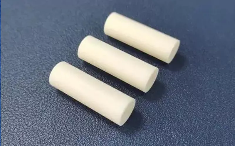 Durable ceramic rod featuring excellent wear and corrosion resistance