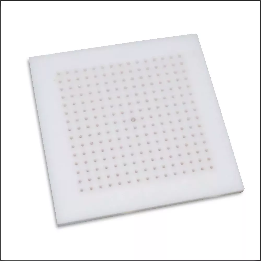 Porous zirconia ceramic substrate with high permeability and strength