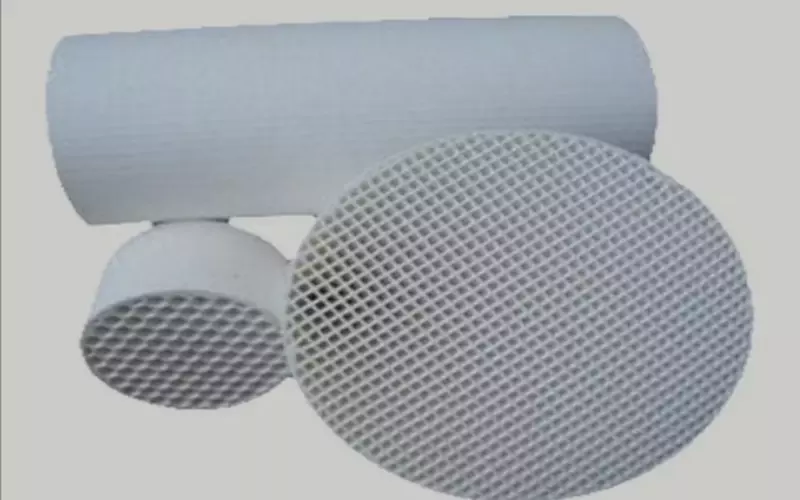 Fig7., Cordierite ceramic used as a honeycomb substrate in automotive catalytic converter