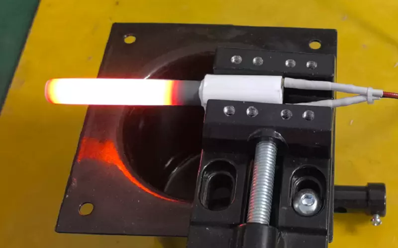 Diagram 2: Installing Particle Igniter