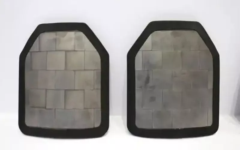 Lightweight SiC ceramic bulletproof plates providing high-level ballistic resistance