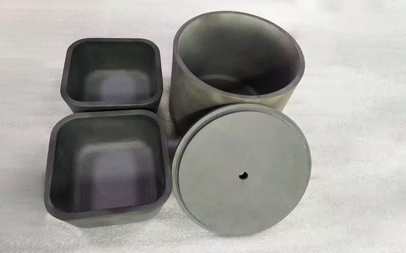 Industrial silicon carbide square ceramic crucible with excellent thermal resistance