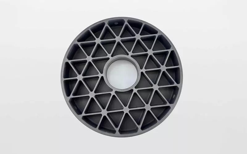 Silicon carbide mirror blank with high stiffness and thermal stability for optical applications