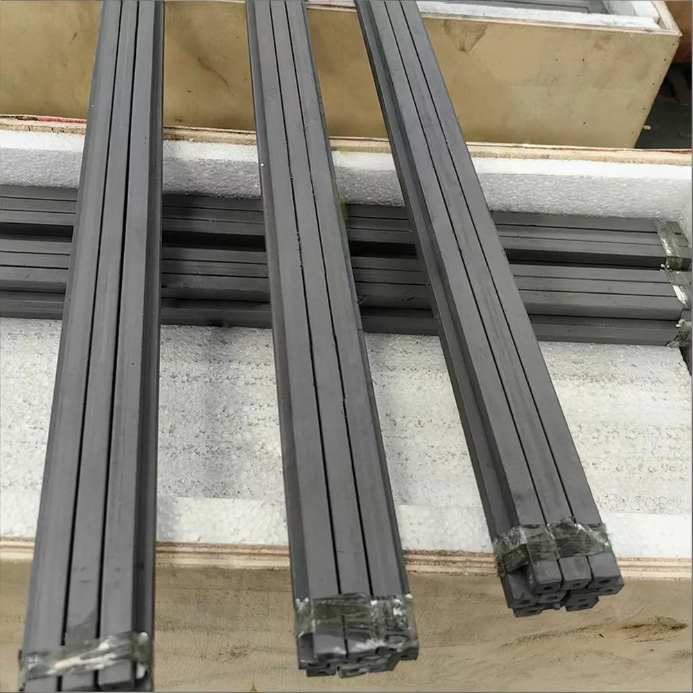 High-temperature resistant silicon carbide hanging rods are customizable.