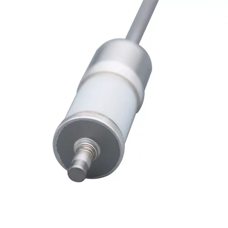 Vacuum high-pressure feedthrough