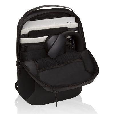 17-inch-Commuter-Backpack-02