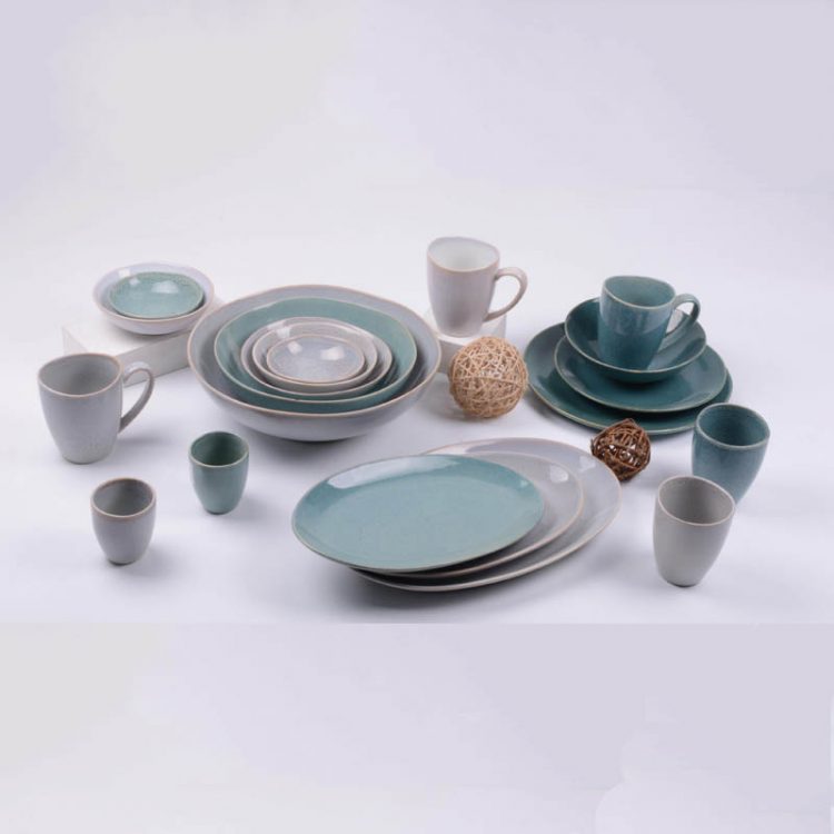 reacative stoneware dinnerware set