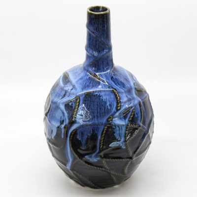 ceranic decor vase