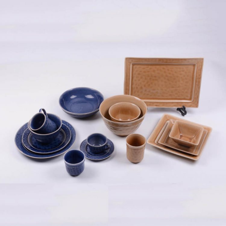 reactive stoneware dinnerware set