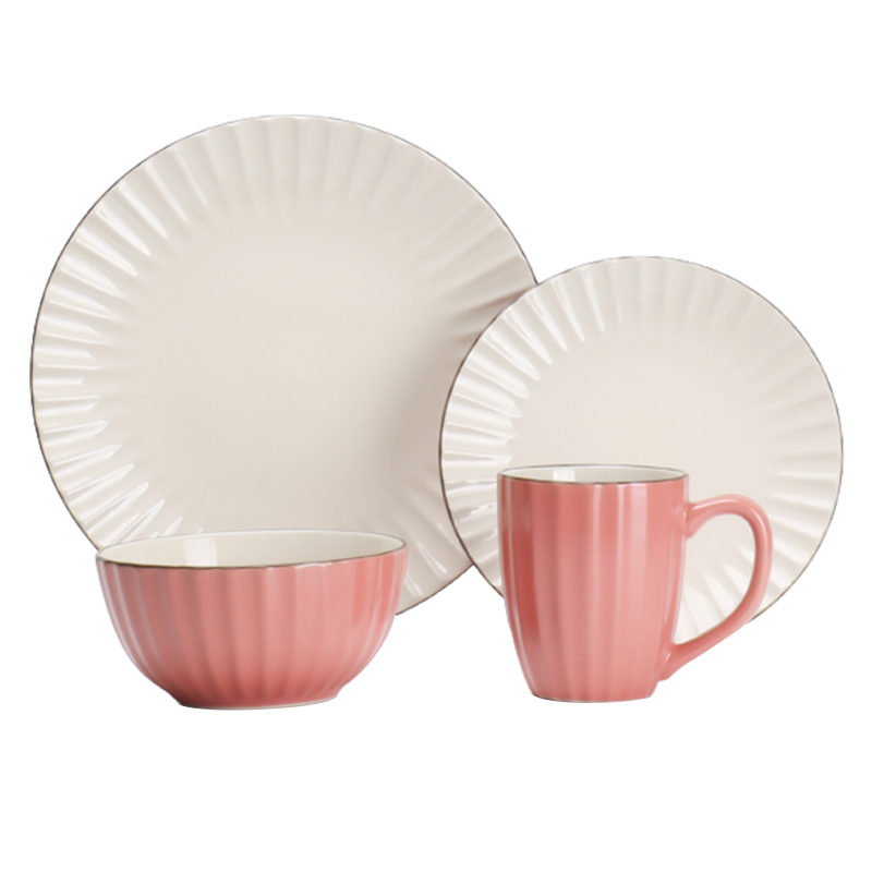 party supplies plates