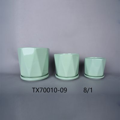HY70010-09