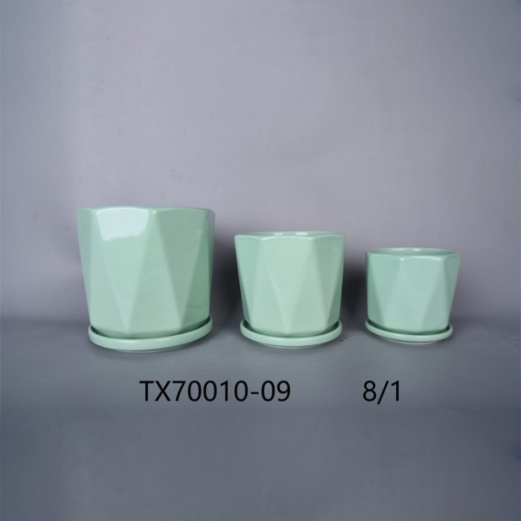 HY70010-09