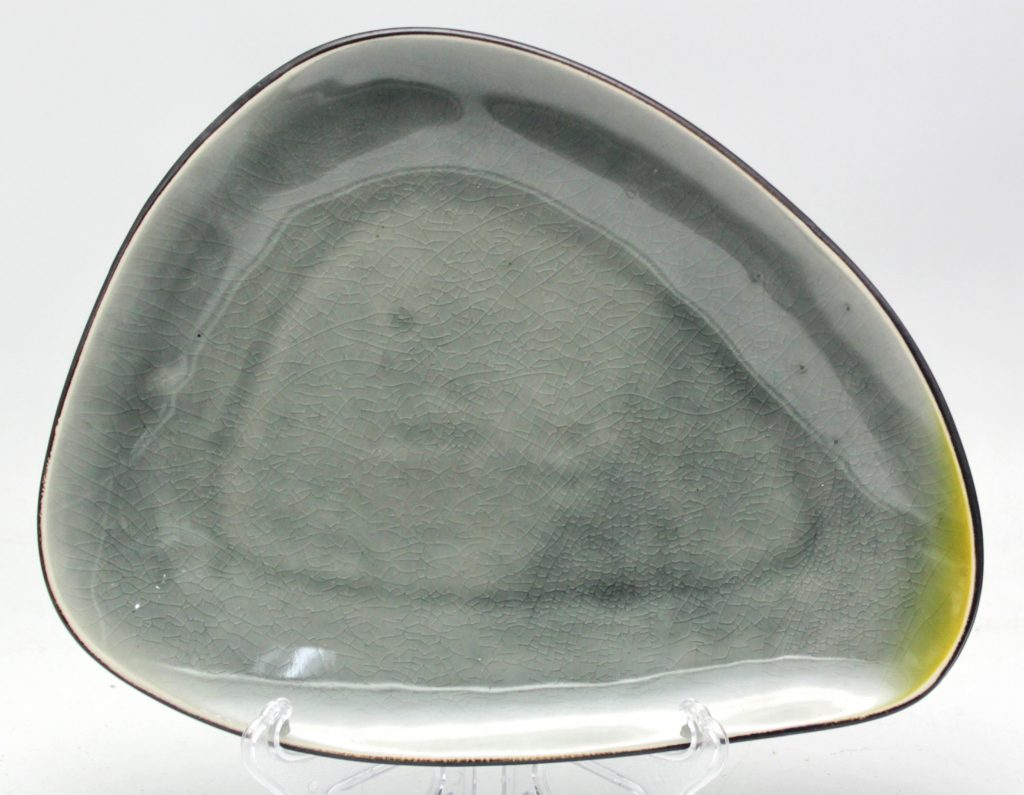 reactive dinner plate