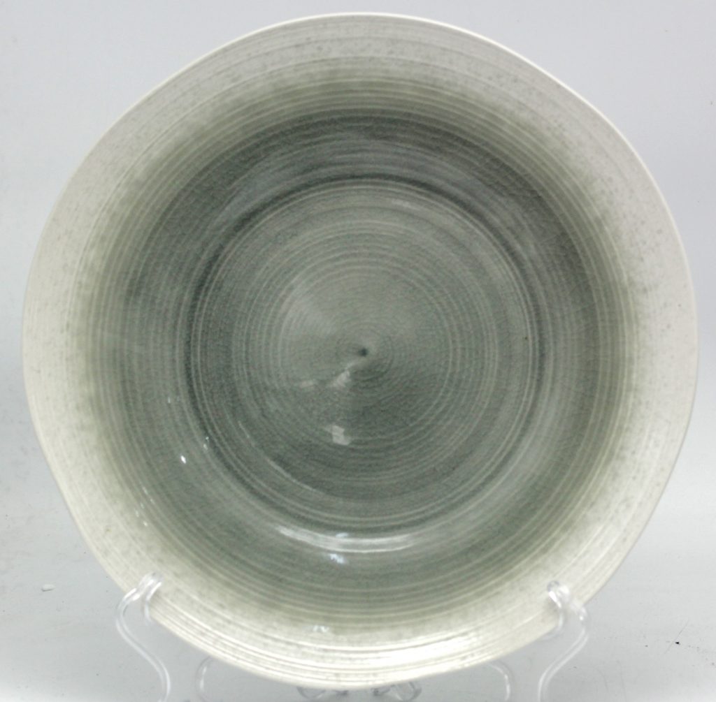 reactive dinner plate stoneware