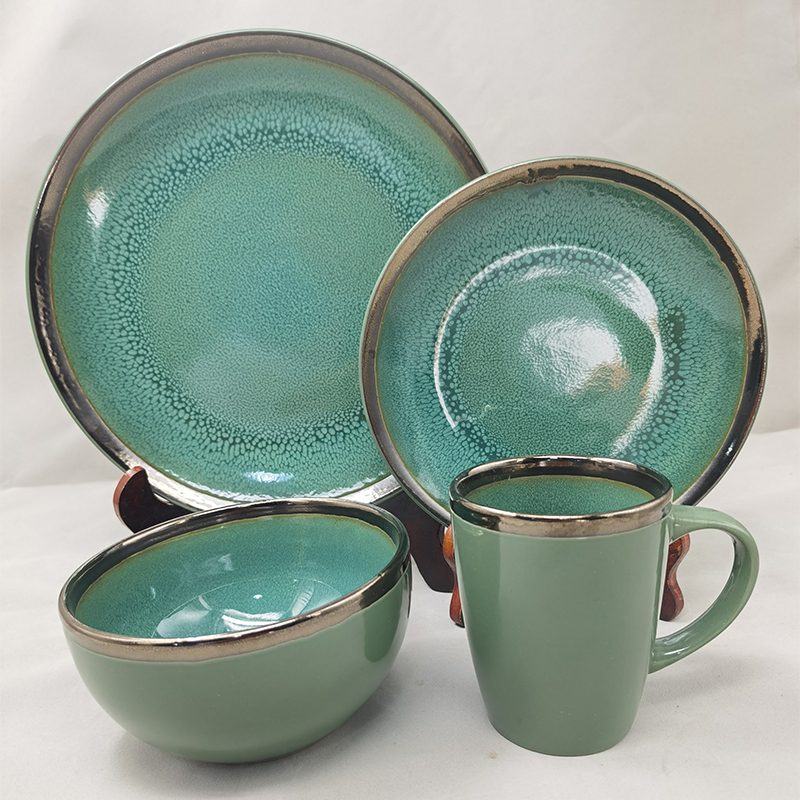 OEM reactive glaze stoneware dinnerware set