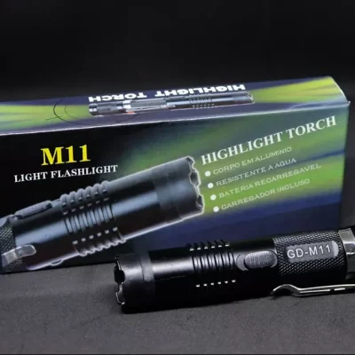 magiusa-m11-stun-flashlight-main.jpg