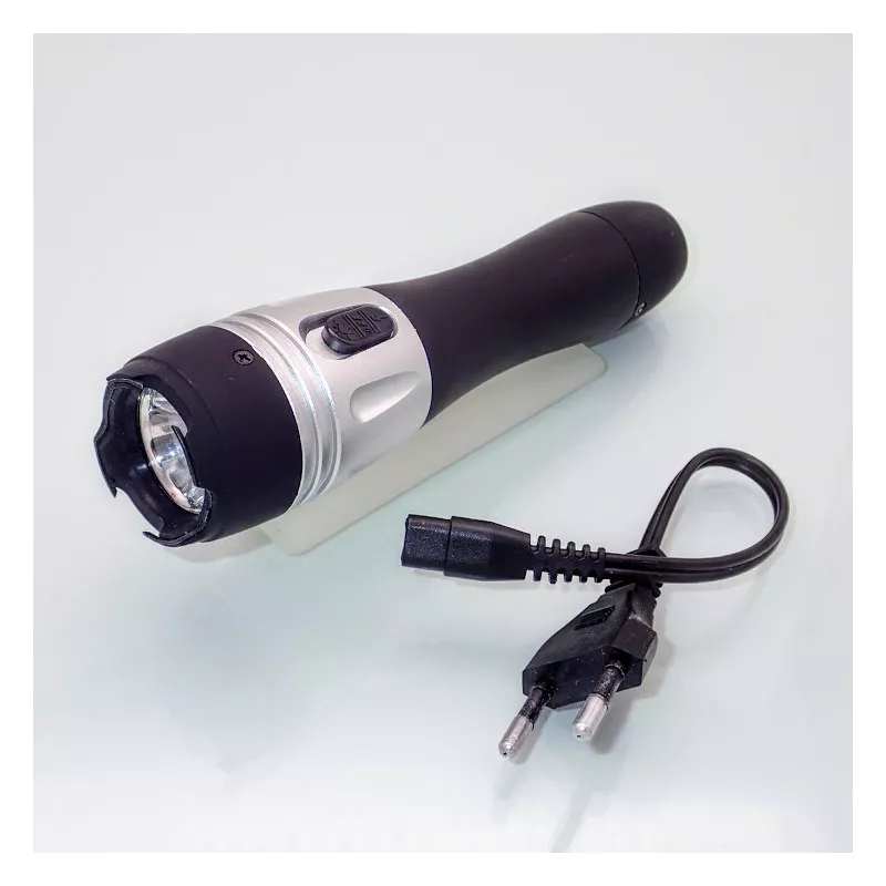 magiusa-hy8800-stun-flashlight-main (2)
