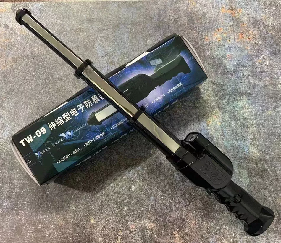 magiusa, magiusa x8, x8 self defense flashlight, self defense flashlight, multifunction safety flashlight, personal safety device, rechargeable safety flashlight, everyday carry safety, emergency preparedness, outdoor personal safety, commuting safety device, non lethal protection