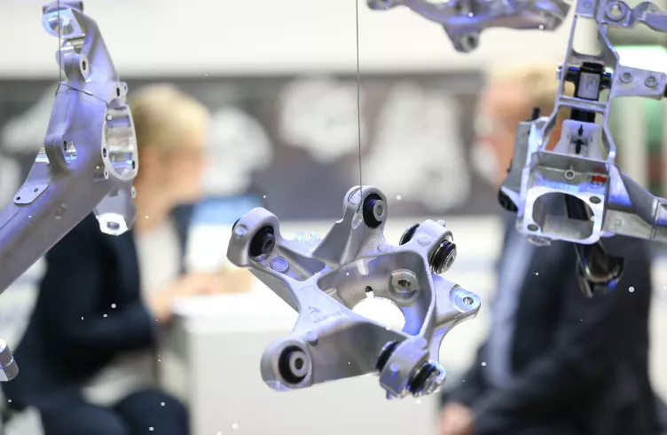 quais indústrias usam fundição sob pressão?