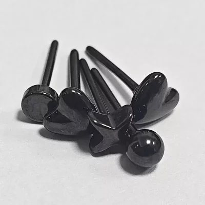 Black_ceramic_earrings
