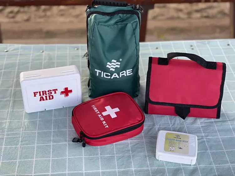 how to make a first aid kit for sports