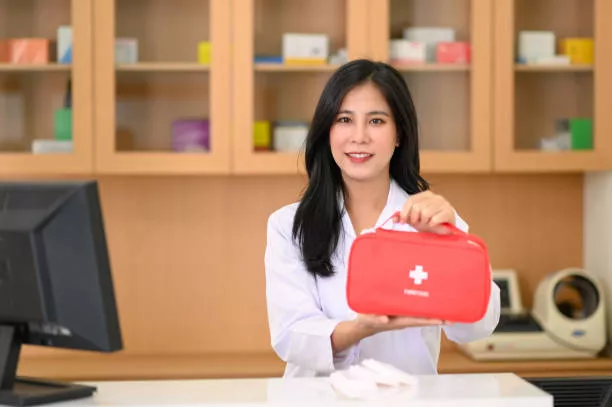 Buying Travel First Aid Kits in Bulk: What Retailers Need to Know