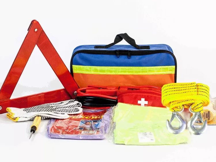 How to Customize the Contents of a Car First Aid Kit