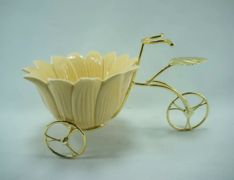 H988687dbb45344a89a7cbbd5bcf043e2e_20250507150431_893