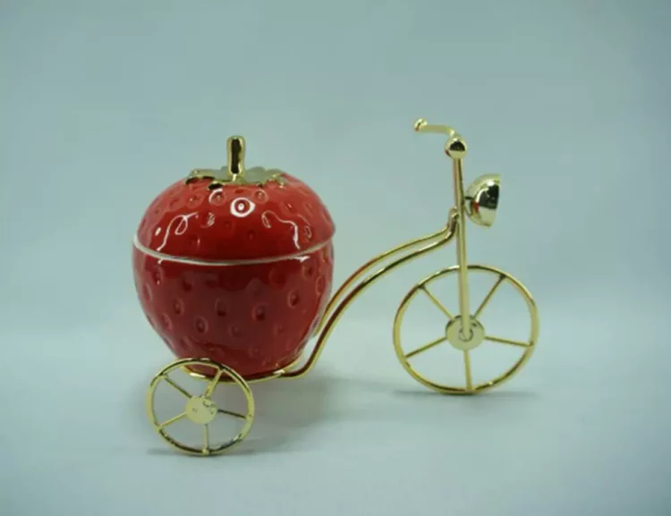 Hd7a69d988871408db3ee84c3937d83c0E_20250507150555_412