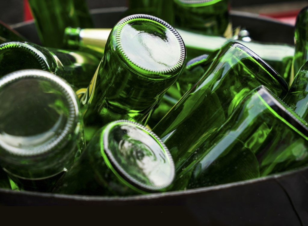 330ml green glass beer bottle 23