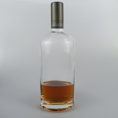 custom 500ml clear liquor bottle 01
