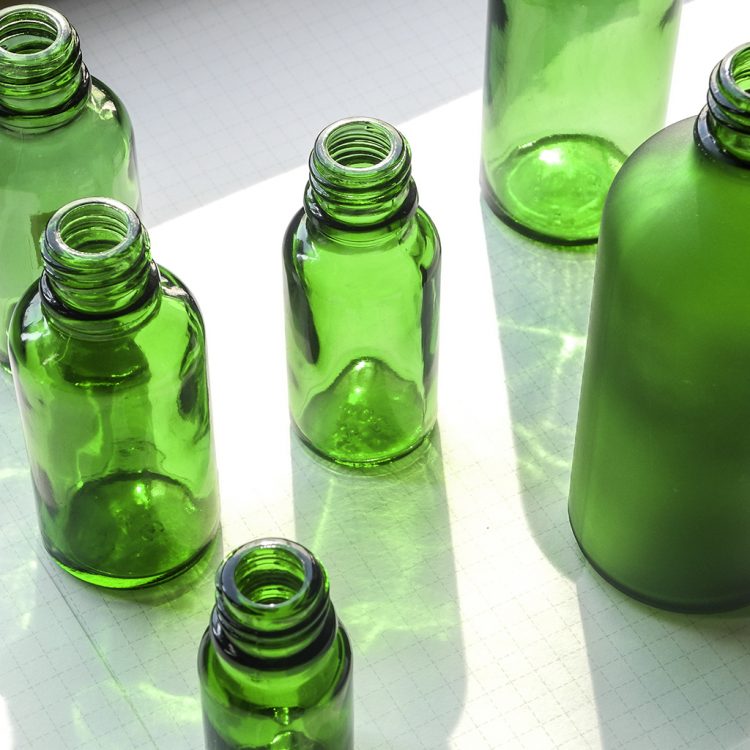 green Essential Oil  Dropper Bottle  002