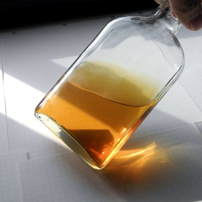 200ml  flat Transparent liquor bottle 02