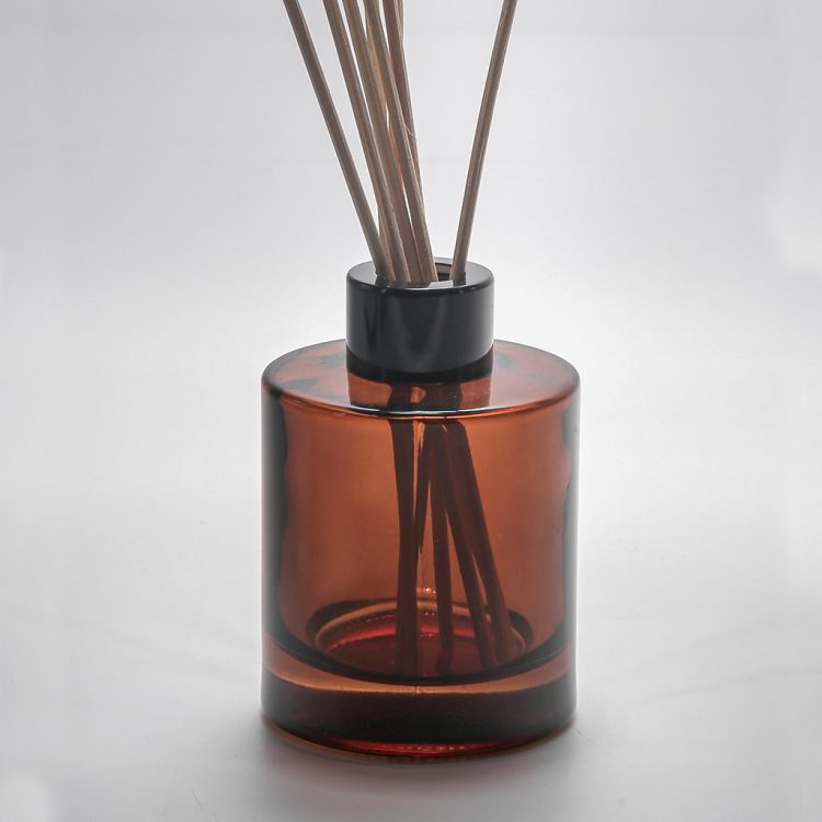 Square-diffuser-bottle1