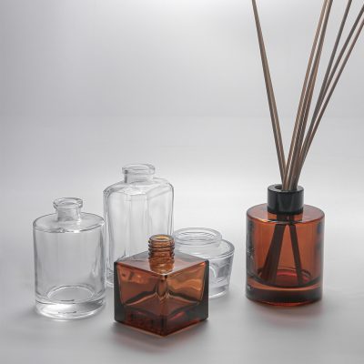 Square-diffuser-bottle4
