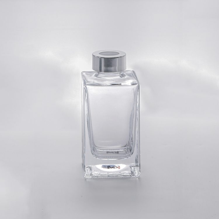 Square-diffuser-bottle5