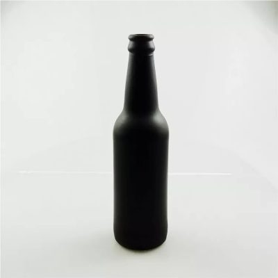 black beer bottle 01