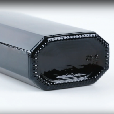 flat amber glass bottle 03